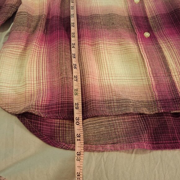 Woman's Flannel Shirt - Picture 5 of 9